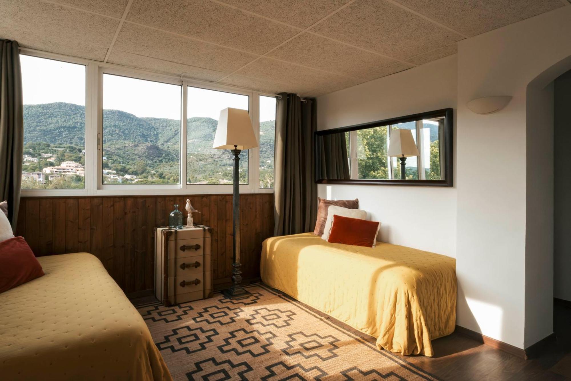 Surplage Hotel Cavaliere Le Lavandou Εξωτερικό φωτογραφία